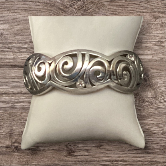 Brighton Hinged Swarovski Crystal SCROLL BRACELET Filigree 1670 - Picture 1 of 5
